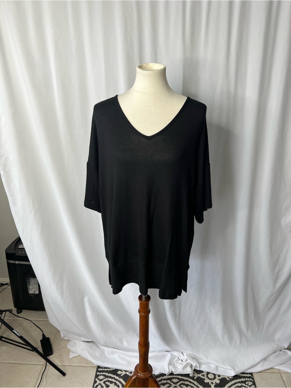 Natori Black Oversized V-Neck Lounge Pajama Tunic Top – Size Large-